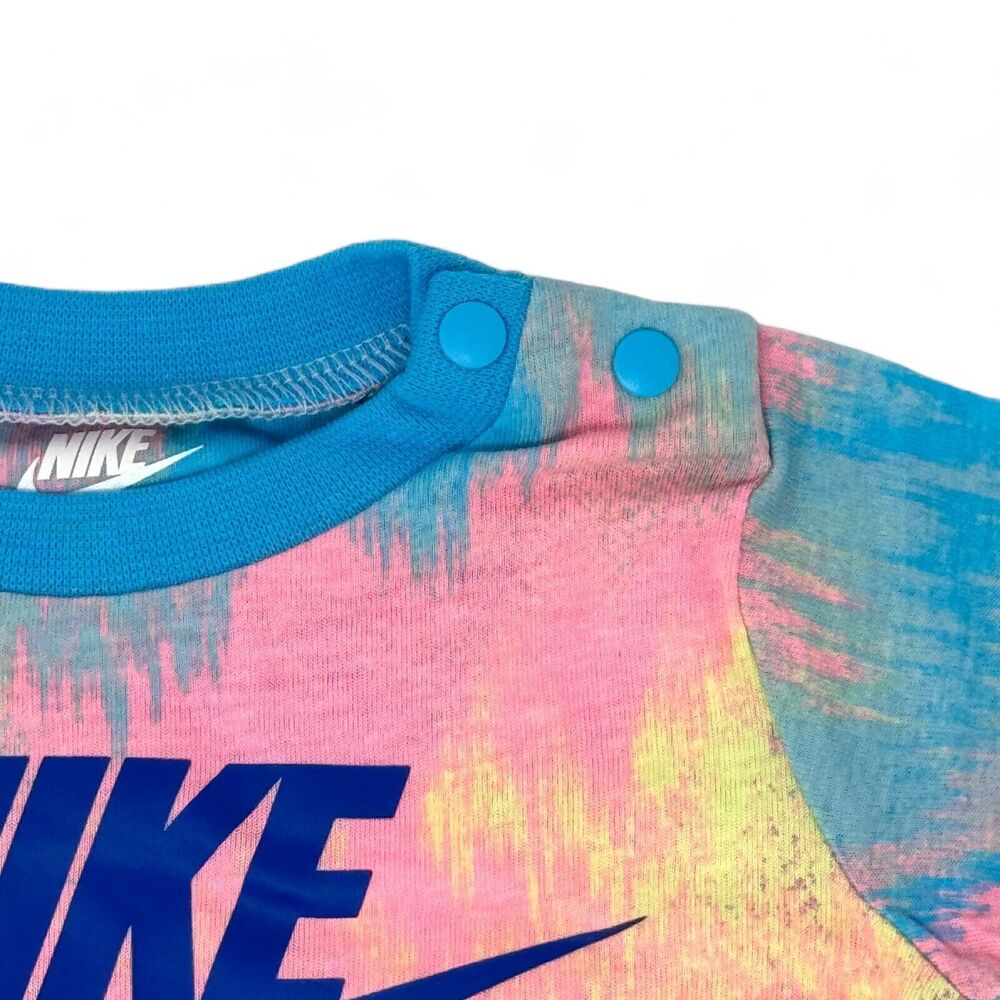 Nike Baby Girl Romper Tie Dye Short Sleeve Blue Printed Size Newborn 3 M… - Picture 3 of 5